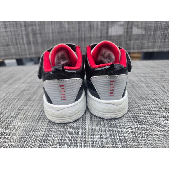 Nike Air Jordan Max Aura TD Sneakers Little Kids/ Toddler Size 8C - Picture 3 of 10